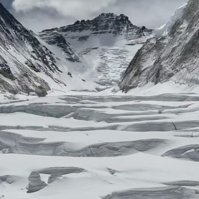 Mount Everest trekking